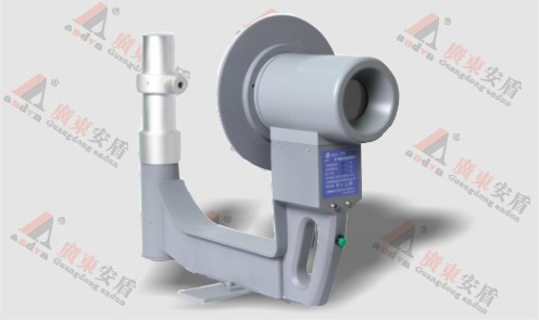 1557319527878374.jpg 便攜式X光機(jī).jpg